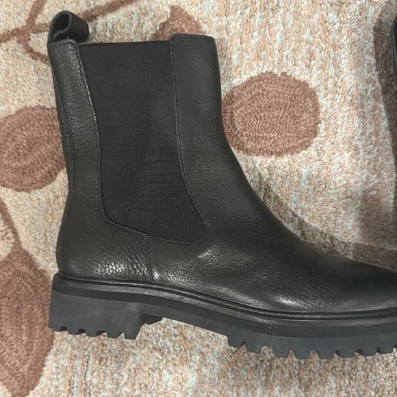 Katerina Lug Sole Chelsea Boot- Women’s Size 8 - Picture 5 of 9